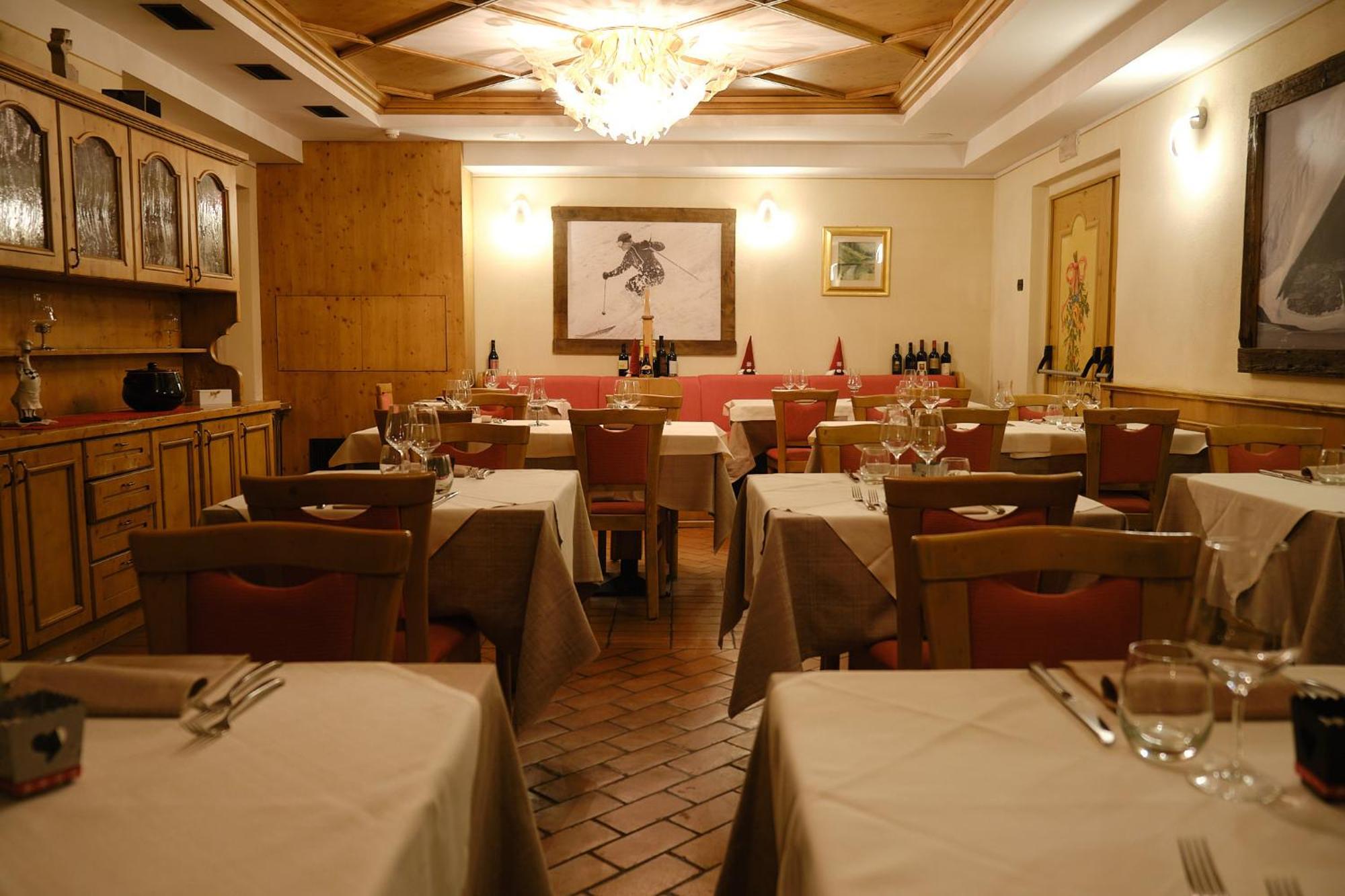 Hotel Bes & Spa Claviere Zewnętrze zdjęcie