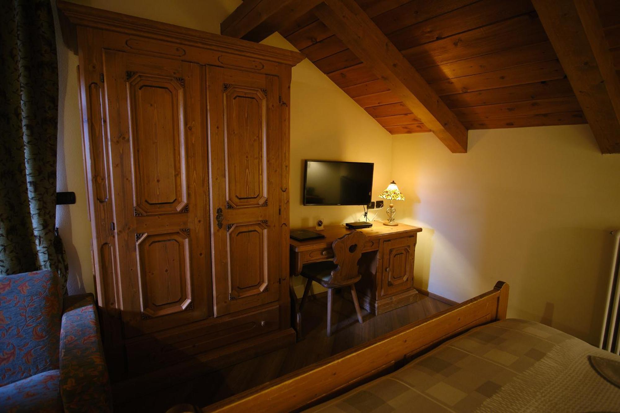 Hotel Bes & Spa Claviere Zewnętrze zdjęcie